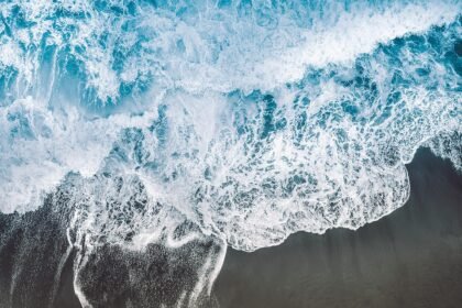 Surf and Explore: The Top Coastal Towns for Wave Chasers in Portugal