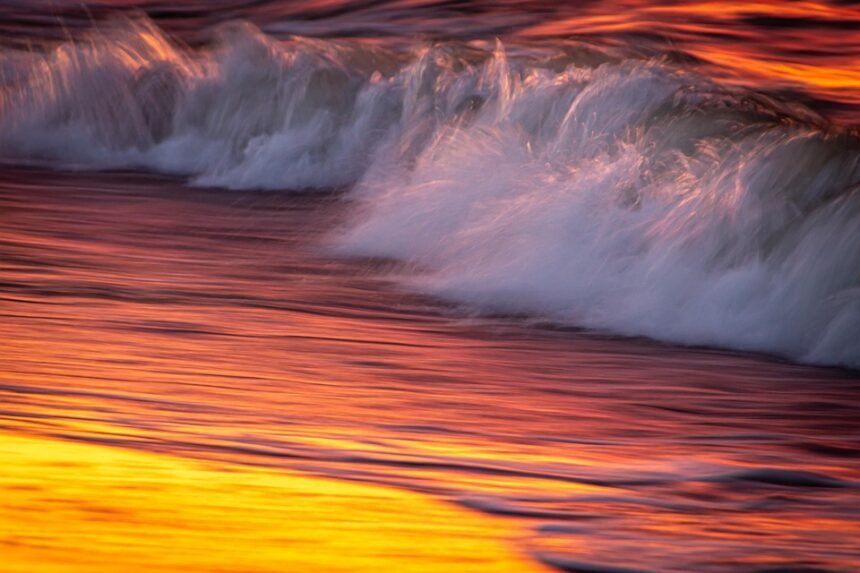 Shredding or Resting? Finding the Right Balance in Your Surf Schedule