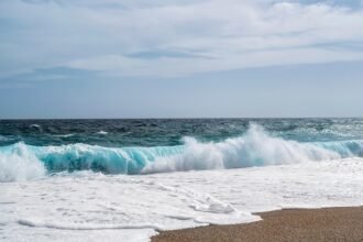 Beyond the Board: Lifestyle Tips for the Surfer in Portugal